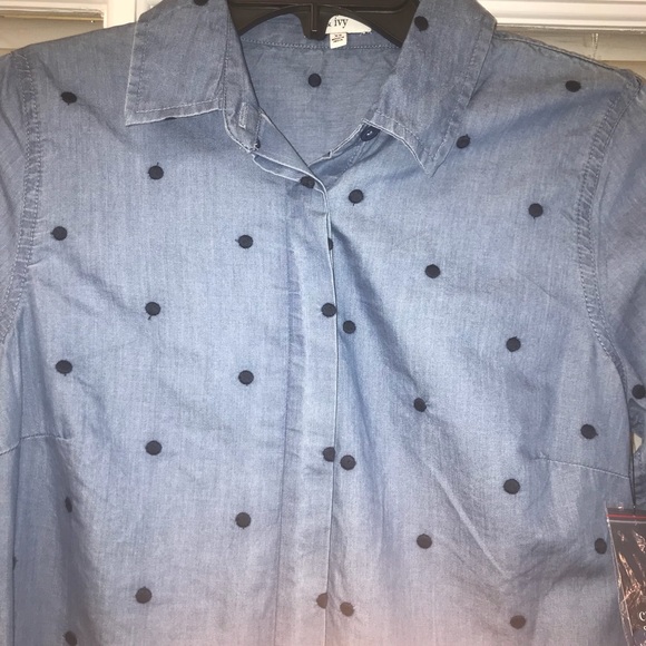 👑Crown & Ivy - Picture 5 of 6